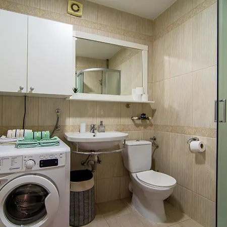 Flexible Selfcheckins 87 - - Parking - Loggia - Bedroom * Zagreb